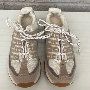 Avia Women’s Elevate Athletic Tan Sneakers Size 6.5